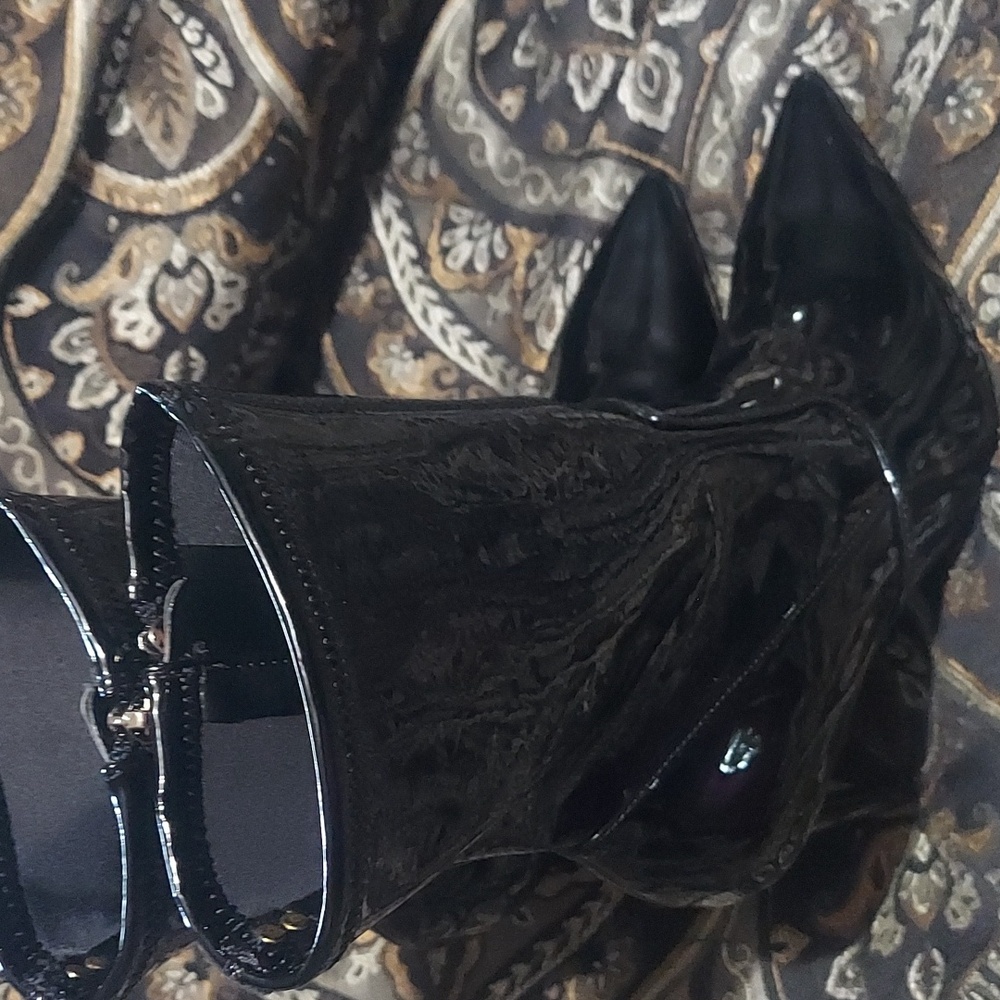 Guess Women's Frita Ankle Boot